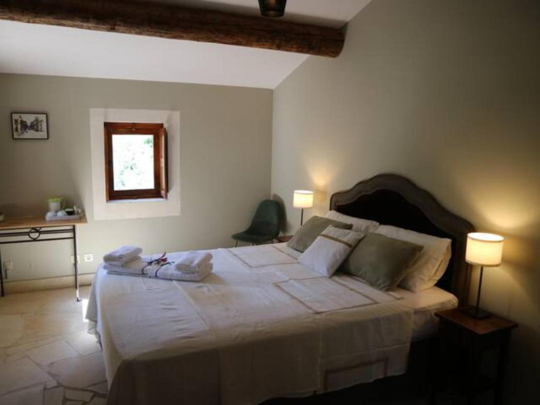 Mas Du Rollier Chambres D'Hotes Eygalières Dış mekan fotoğraf
